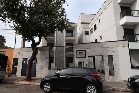 Apartamento à venda com 37m², 2 quartos e sem vaga Apartamento à venda com 37m², 2 quartos e sem vagaFachada + Placa
