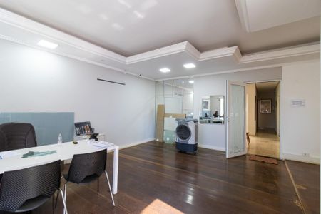 Casa para alugar com 293m², 3 quartos e 9 vagas Casa para alugar com 293m², 3 quartos e 9 vagasÁrea comum