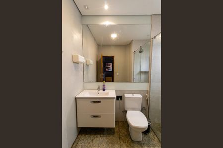 Casa para alugar com 293m², 3 quartos e 9 vagas Casa para alugar com 293m², 3 quartos e 9 vagasBanheiro Social 2