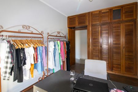 Casa para alugar com 293m², 3 quartos e 9 vagas Casa para alugar com 293m², 3 quartos e 9 vagasQuarto 2