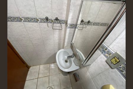 Apartamento para alugar com 70m², 2 quartos e 1 vaga Apartamento para alugar com 70m², 2 quartos e 1 vagaBanheiro Social
