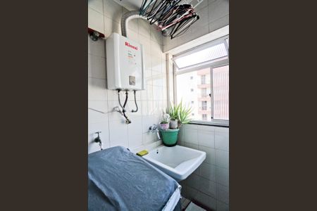 Apartamento à venda com 57m², 2 quartos e 1 vaga Apartamento à venda com 57m², 2 quartos e 1 vagaÁrea de Serviço