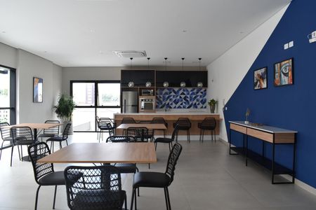 Studio à venda com 34m², 2 quartos e sem vagaÁrea comum - Salão de festas
