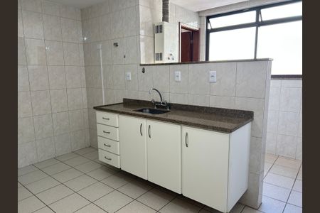 Apartamento à venda com 175m², 3 quartos e 2 vagasCozinha