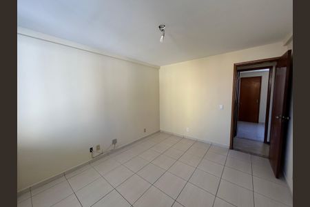Apartamento à venda com 175m², 3 quartos e 2 vagasQuarto 1