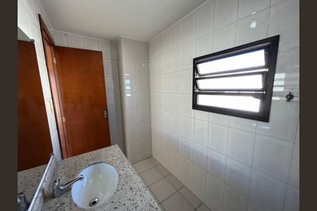 Apartamento à venda com 175m², 3 quartos e 2 vagasBanheiro 2