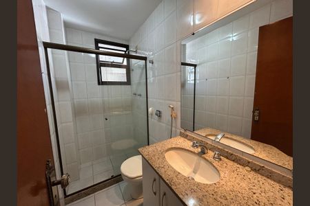 Apartamento à venda com 175m², 3 quartos e 2 vagasBanheiro 1
