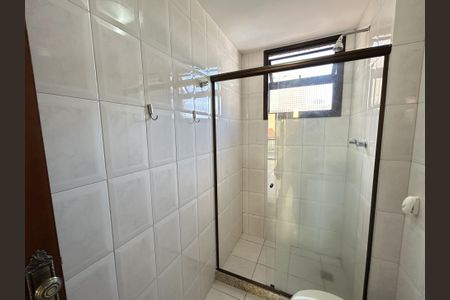 Apartamento à venda com 175m², 3 quartos e 2 vagasBanheiro da Suíte