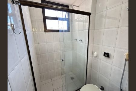 Apartamento à venda com 175m², 3 quartos e 2 vagasBanheiro da Suíte