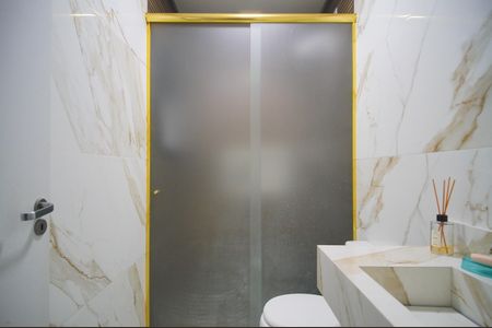 Casa à venda com 270m², 3 quartos e 3 vagasBanheiro 1