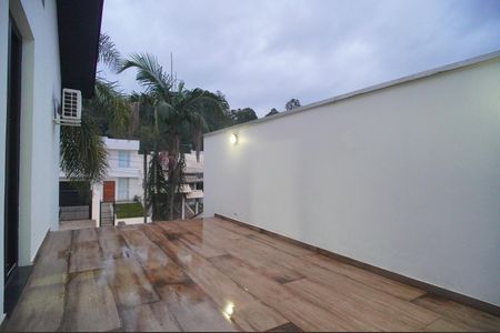 Casa à venda com 270m², 3 quartos e 3 vagasVaranda