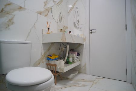 Casa à venda com 270m², 3 quartos e 3 vagasBanheiro 1