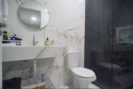 Casa à venda com 270m², 3 quartos e 3 vagasBanheiro 2