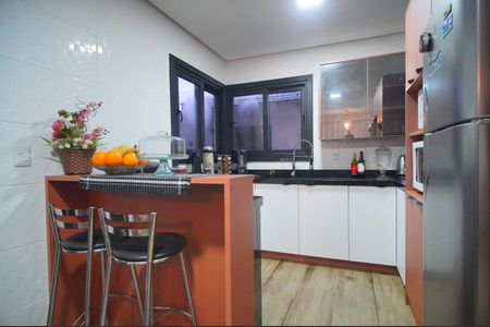 Casa à venda com 270m², 3 quartos e 3 vagasCozinha