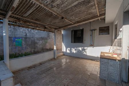 Quintal de casa para alugar com 3 quartos, 200m² em Parque Euclides Miranda, Sumaré