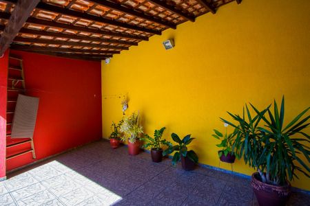 Casa à venda com 208m², 3 quartos e 5 vagas Casa à venda com 208m², 3 quartos e 5 vagasGaragem