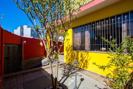 Casa à venda com 208m², 3 quartos e 5 vagas Casa à venda com 208m², 3 quartos e 5 vagasGaragem