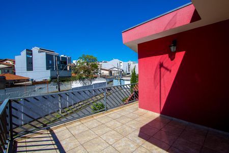 Casa à venda com 208m², 3 quartos e 5 vagas Casa à venda com 208m², 3 quartos e 5 vagasVaranda do quarto 3