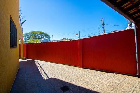 Casa à venda com 208m², 3 quartos e 5 vagas Casa à venda com 208m², 3 quartos e 5 vagasGaragem