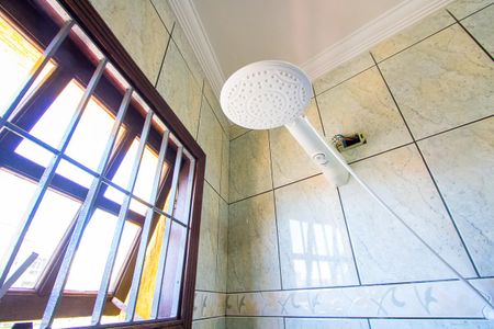 Casa à venda com 208m², 3 quartos e 5 vagas Casa à venda com 208m², 3 quartos e 5 vagasBanheiro do quarto 1