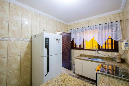 Casa à venda com 208m², 3 quartos e 5 vagas Casa à venda com 208m², 3 quartos e 5 vagasCozinha