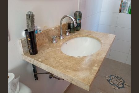 Casa de condomínio para alugar com 175m², 3 quartos e 3 vagas Casa de condomínio para alugar com 175m², 3 quartos e 3 vagasBanheiro suite 1