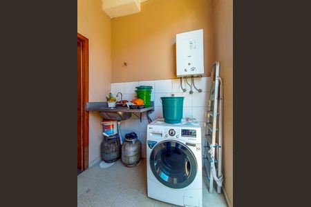 Casa de condomínio para alugar com 175m², 3 quartos e 3 vagas Casa de condomínio para alugar com 175m², 3 quartos e 3 vagasÁrea de serviço