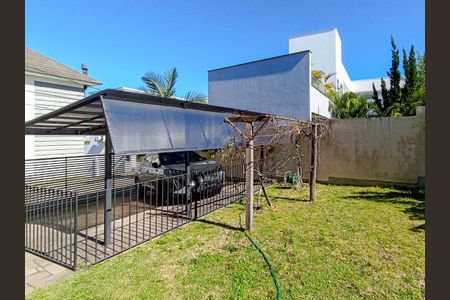 Casa de condomínio para alugar com 175m², 3 quartos e 3 vagas Casa de condomínio para alugar com 175m², 3 quartos e 3 vagasQuintal