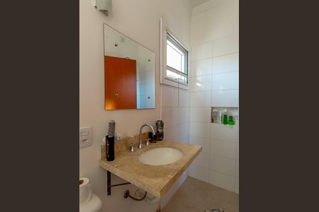 Casa de condomínio para alugar com 175m², 3 quartos e 3 vagas Casa de condomínio para alugar com 175m², 3 quartos e 3 vagasBanheiro suite 1