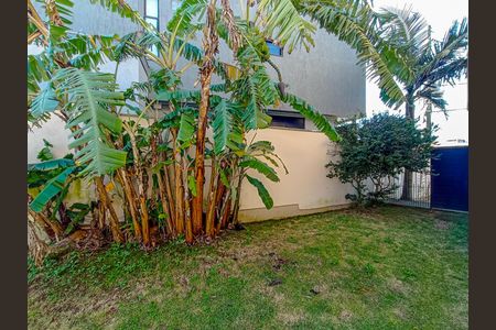 Casa de condomínio para alugar com 175m², 3 quartos e 3 vagas Casa de condomínio para alugar com 175m², 3 quartos e 3 vagasQuintal