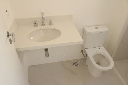 Apartamento à venda com 162m², 4 quartos e 2 vagasBanheiro da Suíte 1