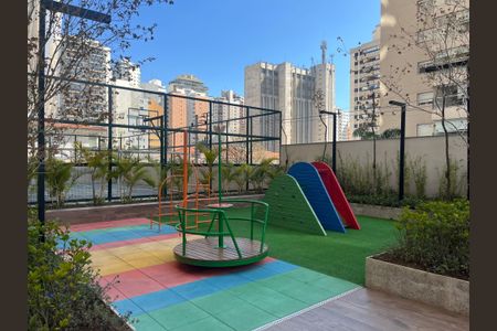 Apartamento à venda com 162m², 4 quartos e 2 vagasÁrea comum - Playground