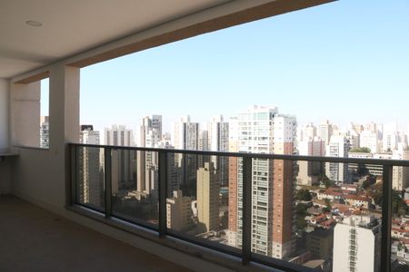 Apartamento à venda com 162m², 4 quartos e 2 vagasVaranda
