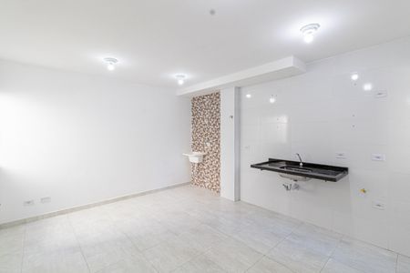 Apartamento à venda com 42m², 2 quartos e sem vaga Apartamento à venda com 42m², 2 quartos e sem vagaSala/Cozinha