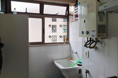 Apartamento à venda com 140m², 3 quartos e 1 vaga Apartamento à venda com 140m², 3 quartos e 1 vagaÁrea de Serviço