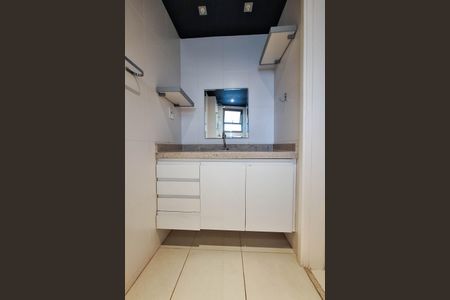 Apartamento à venda com 140m², 3 quartos e 1 vaga Apartamento à venda com 140m², 3 quartos e 1 vagaBanheiro da Suíte 3