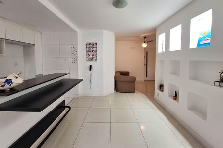 Apartamento à venda com 140m², 3 quartos e 1 vaga Apartamento à venda com 140m², 3 quartos e 1 vagaSala