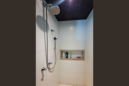 Apartamento à venda com 140m², 3 quartos e 1 vaga Apartamento à venda com 140m², 3 quartos e 1 vagaBanheiro Social