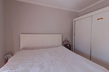 Casa de condomínio à venda com 130m², 3 quartos e 3 vagas Casa de condomínio à venda com 130m², 3 quartos e 3 vagasQuarto 2