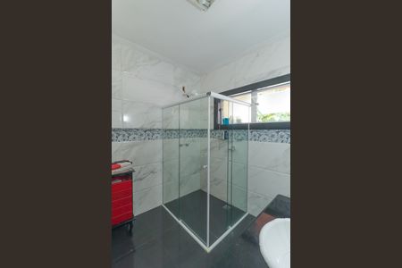 Casa de condomínio à venda com 130m², 3 quartos e 3 vagas Casa de condomínio à venda com 130m², 3 quartos e 3 vagasBanheiro Suíte