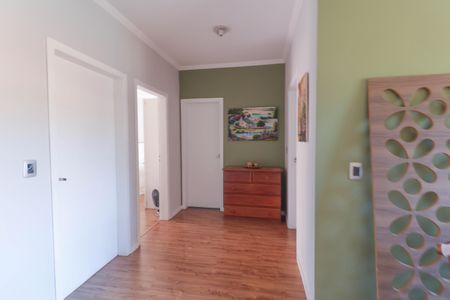 Casa de condomínio à venda com 130m², 3 quartos e 3 vagas Casa de condomínio à venda com 130m², 3 quartos e 3 vagasSala