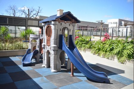 Apartamento à venda com 68m², 2 quartos e 1 vagaÁrea comum - Playground