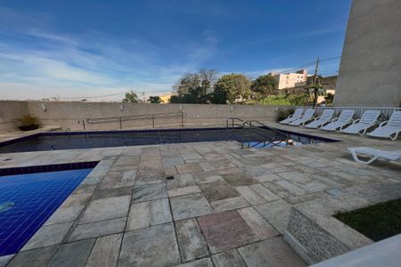 Apartamento para alugar com 43m², 2 quartos e 1 vagaÁrea comum - Piscina