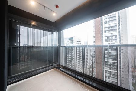 Varanda da Sala de apartamento à venda com 3 quartos, 105m² em Jardim das Acacias, São Paulo