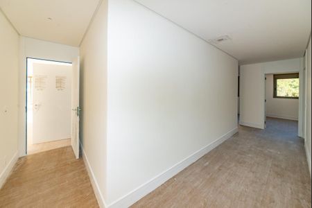 Apartamento à venda com 323m², 4 quartos e 4 vagasCorredor