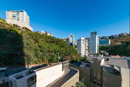 Apartamento à venda com 323m², 4 quartos e 4 vagasSuíte 4