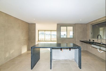 Apartamento à venda com 323m², 4 quartos e 4 vagasCozinha