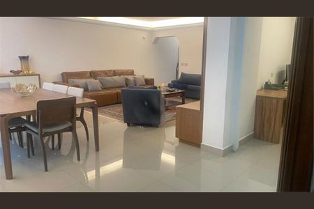 Casa à venda com 3 quartos, 550m² em Alto da Mooca, São Paulo