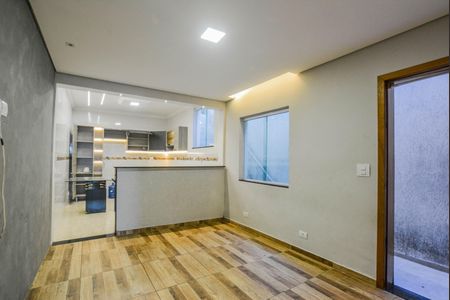 Sala de casa para alugar com 2 quartos, 70m² em Vila Suíça, Santo André