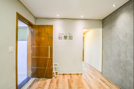 Sala de casa para alugar com 2 quartos, 70m² em Vila Suíça, Santo André